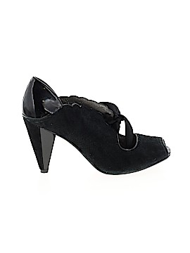Poetic License Size 6 1/2