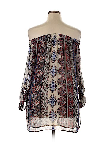 Grayson & Dunn 3/4 Sleeve Blouse (view 2)