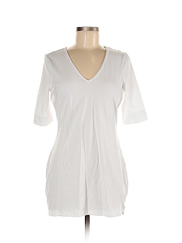 Venus Short Sleeve T-Shirt (view 1)