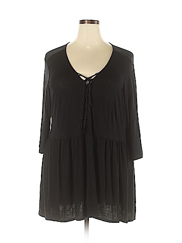 Terra & Sky 3/4 Sleeve Top (view 1)