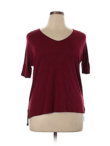 The Limited Short Sleeve T-Shirt (view 1)