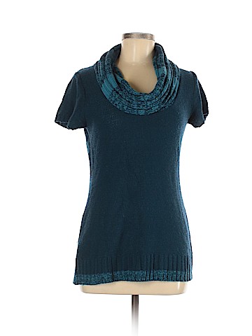 Hooked Up by Lot Pullover Sweater (view 1)