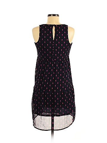 Old Navy Casual Dress (view 2)