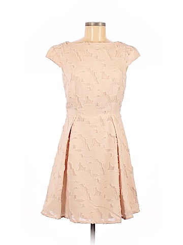 H&M Casual Dress (view 1)