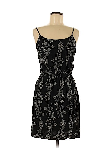 Old Navy Casual Dress (view 1)