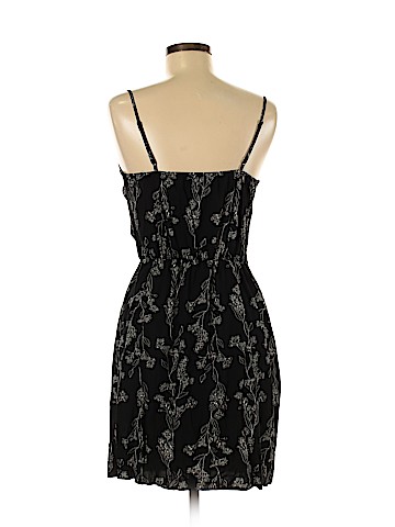 Old Navy Casual Dress (view 2)
