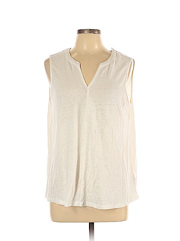Old Navy Sleeveless T-Shirt (view 1)