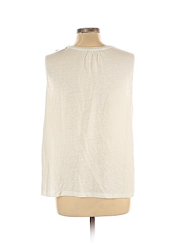 Old Navy Sleeveless T-Shirt (view 2)