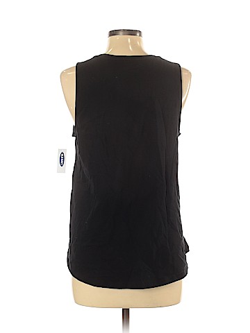 Old Navy Sleeveless T-Shirt (view 2)