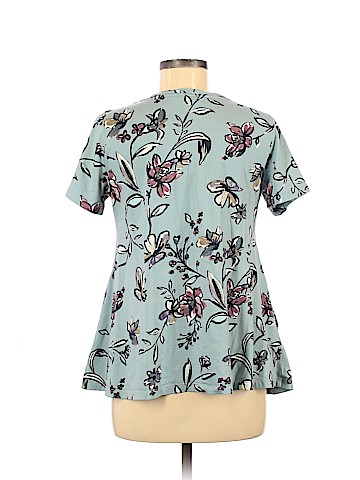 LOGO by Lori Goldstein Short Sleeve T-Shirt (view 2)