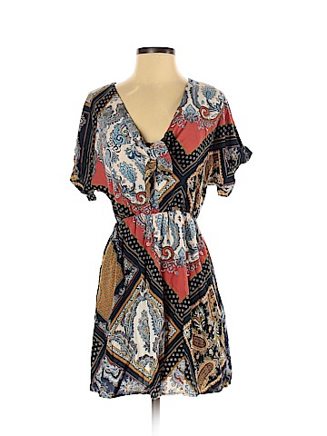 H&M Casual Dress (view 1)