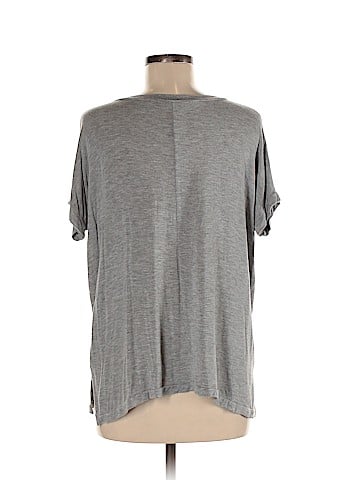 Brandy Melville Short Sleeve T-Shirt (view 2)