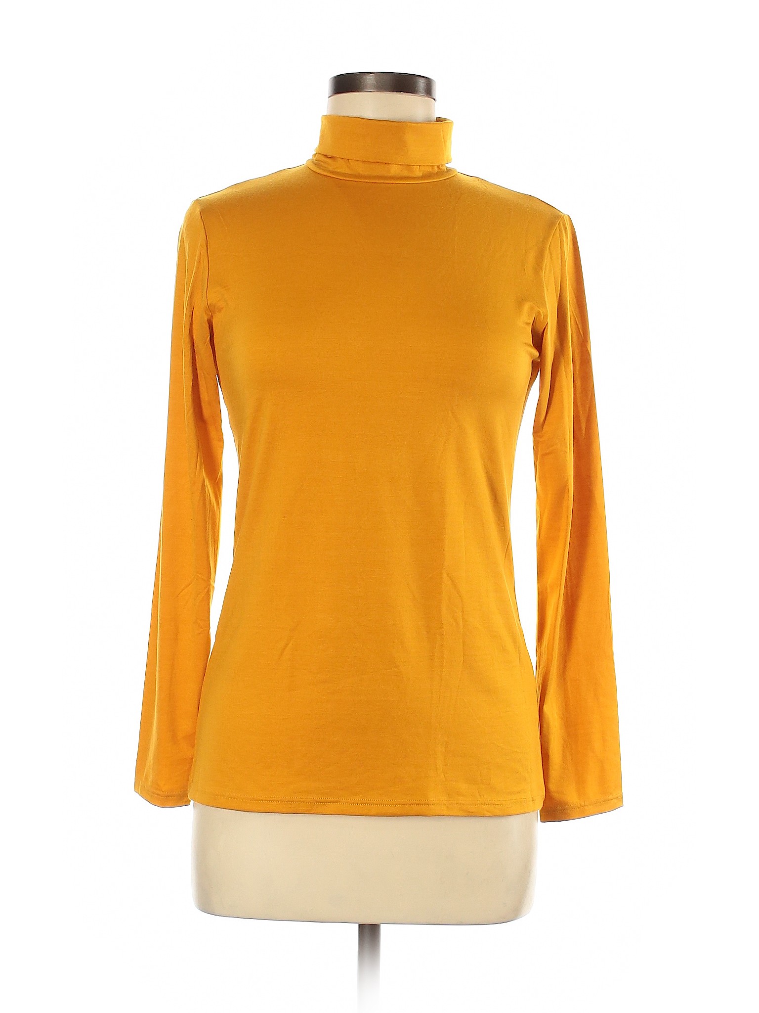 uniqlo yellow turtleneck