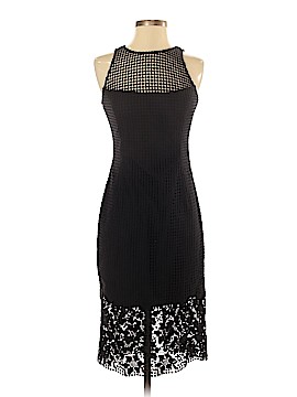 White House Black Market Size 00