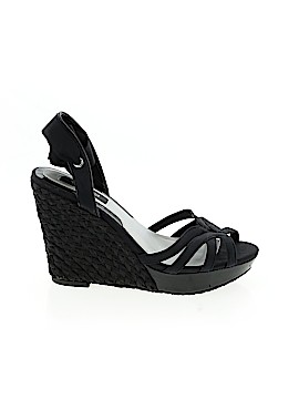 White House Black Market Size 6 1/2