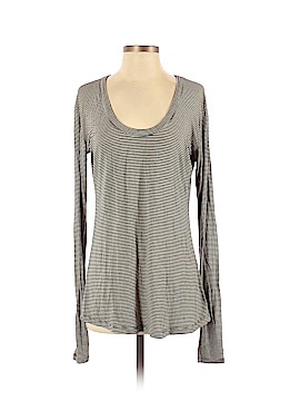 Brandy Melville Long Sleeve T-Shirt