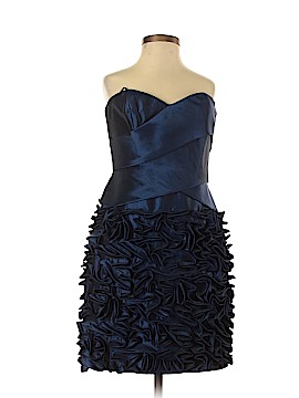 Laundry by Shelli Segal Size 2
