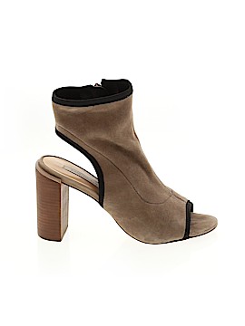 Diane von Furstenberg Size 5 1/2