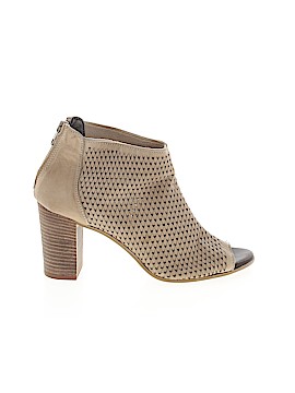 Kenneth Cole New York Size 8