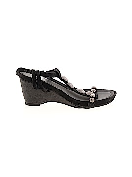 Bolaro by Summer Rio Size 7 1/2