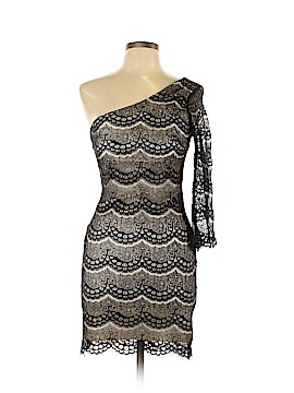Romeo & Juliet Couture Size Lg