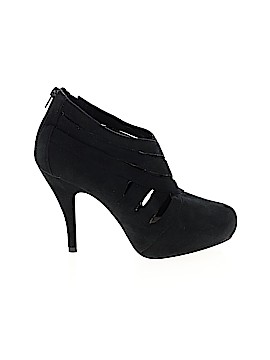 UNLISTED A Kenneth Cole Production Size 7 1/2