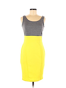 Kardashian Kollection Size Med