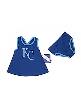 Genuine Merchandise by Gen2 Size 6-9 mo