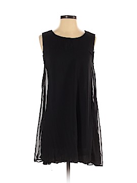 Brandy Melville Sleeveless Blouse