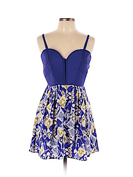 Twelfth Street by Cynthia Vincent Size 10