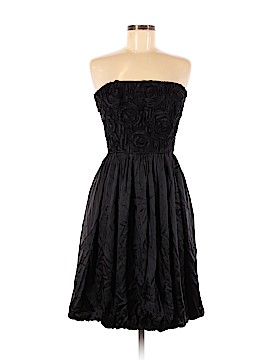 Laundry by Shelli Segal Size 8