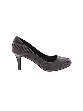 Comfort Plus by Predictions Size 6 1/2
