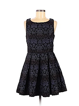 Romeo & Juliet Couture Size Med