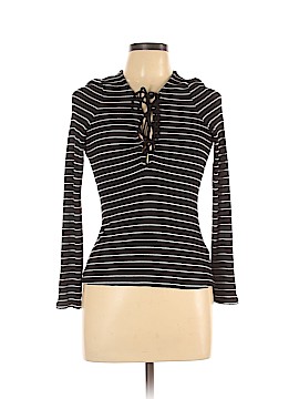 Project Social T loves Urban Outfitters Size Lg