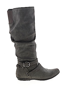 Cliffs by White Mountain Size 5 1/2