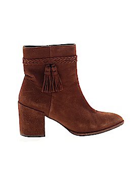 Stuart Weitzman Size 6 1/2