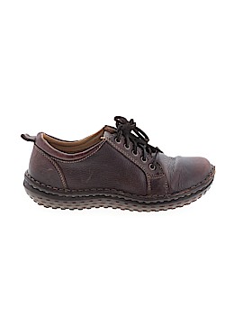 Born Handcrafted Footwear Size 6 1/2