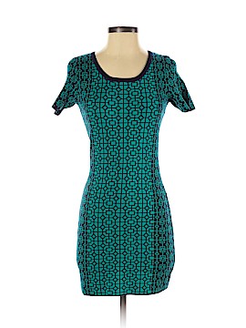 Romeo & Juliet Couture Size Sm