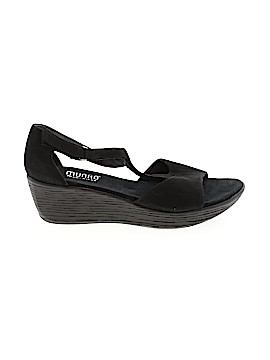 Munro American Size 9 1/2