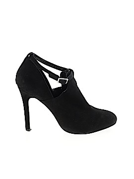 Jessica Simpson Size 7 1/2