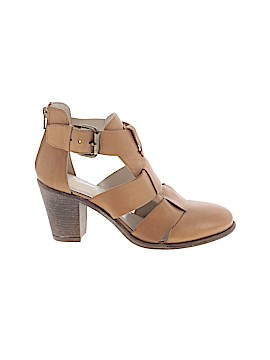 Summit by White Mountain Size 38 eur