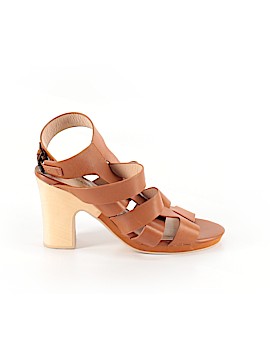 Kelsi Dagger Brooklyn Size 6