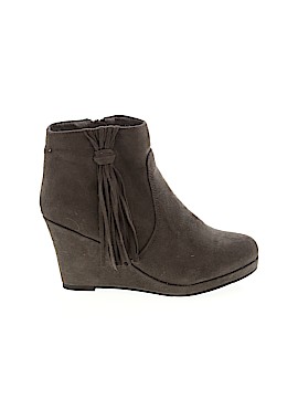 Journee Collection Size 6 1/2