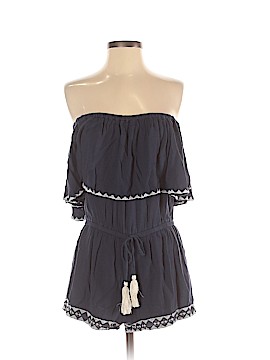 Romeo & Juliet Couture Size Sm