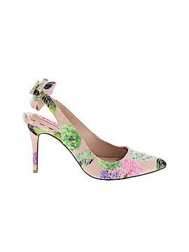 Betsey Johnson Size 7 1/2