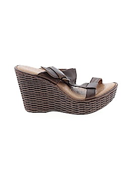 Born Handcrafted Footwear Size 8