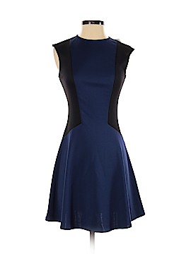 Casual Couture by Green Envelope Size Sm