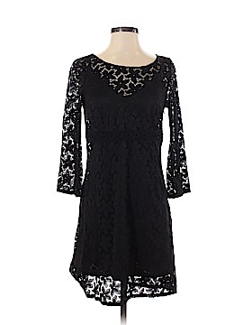 Laundry by Shelli Segal Size 4