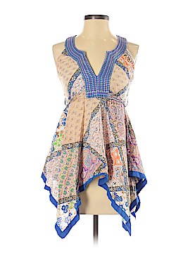 Romeo & Juliet Couture Size Sm