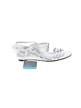 Comfort Plus by Predictions Size 6 1/2